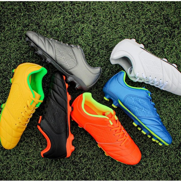 NWT Hawkwell Men’s 9 Athletic Outdoor Professional Firm Ground Soccer Cleats - Picture 2 of 6